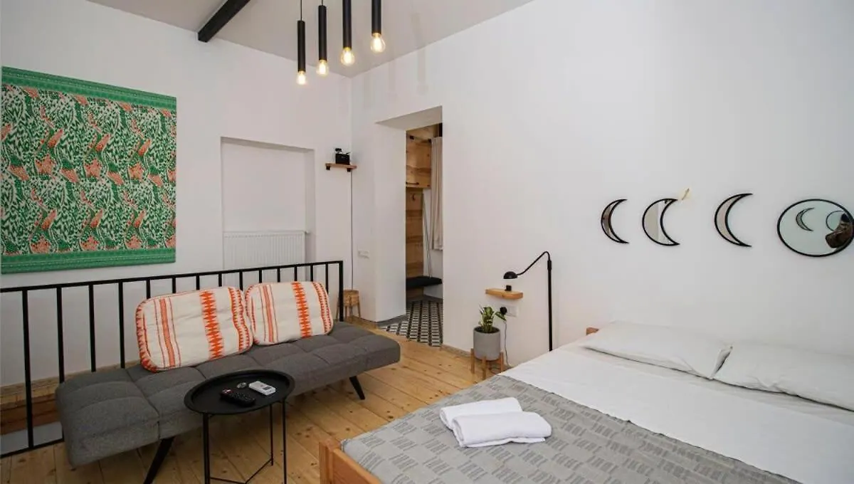 Sebastian'S Stylish Apartment In Old Town Tiflis 0*,  Georgia